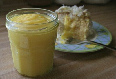 Lemon curd in a jar and in a cake